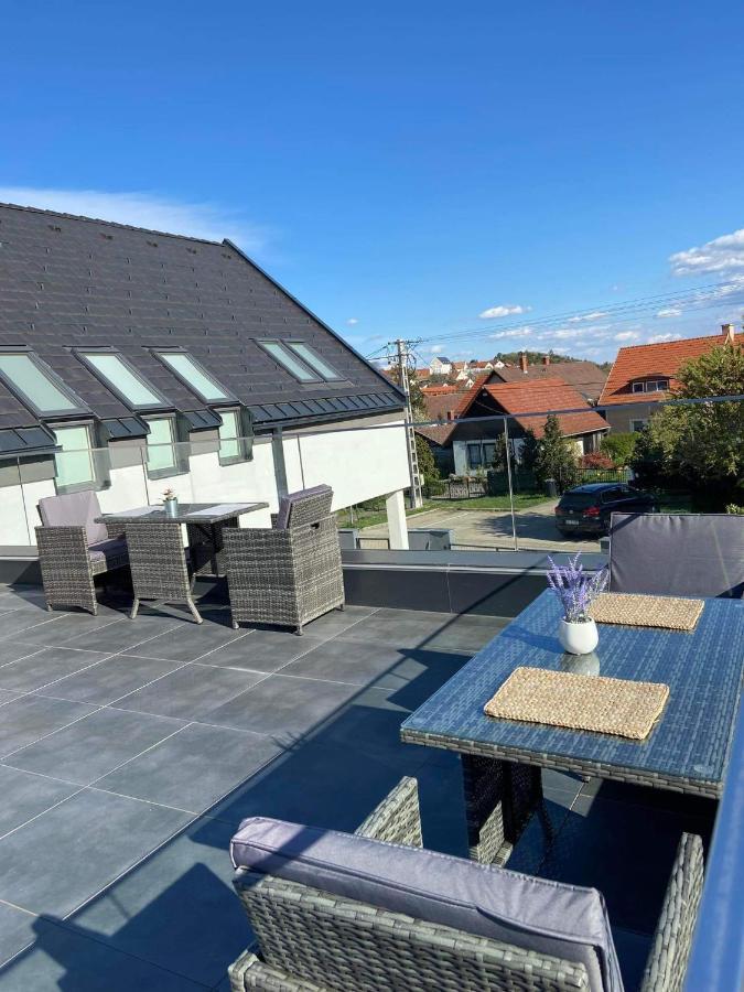 Villa Corner Tihany Exterior foto